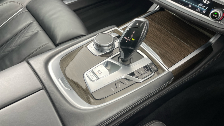 BMW 7 Series 740e Exclusive 4dr Auto Saloon